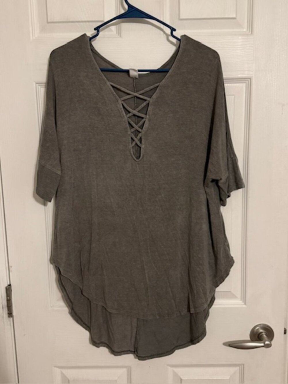 Cy Fashion Women's Deep Olive Criss-Cross V-Neck Tunic Short-Sleeve Top, Size S